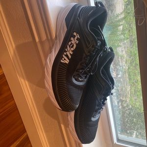 Hoka, Bondi 7, Size: 7.5, black and white trimming